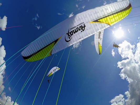 Annecy paragliding tandem – thermal flight  - Picture 1